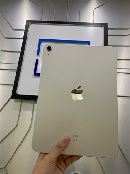 iPad Gen 10 - ZA/A - 64GB - Bản Wifi - Pin 92% - Màu bạc - Ngoại hình: 97% - Tróc sơn viền, mặt lưng - Kèm Box