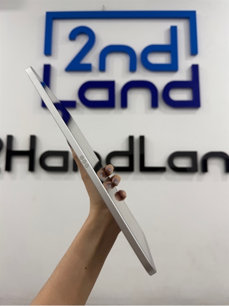 iPad Gen 10 - ZA/A - IOS 18.5 - Wifi - 64GB - Màu bạc - Pin 100% - Ngoại hình 98% - Còn BH DĐV đến 11/2025 - Kèm sạc 1