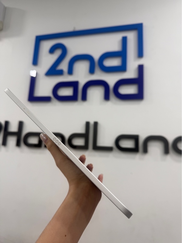 iPad gen 10 - ZA/A - IOS 26.2.1 - Wifi - 64GB - Màu bạc - Pin 94% - Ngoại hình 98% - Body