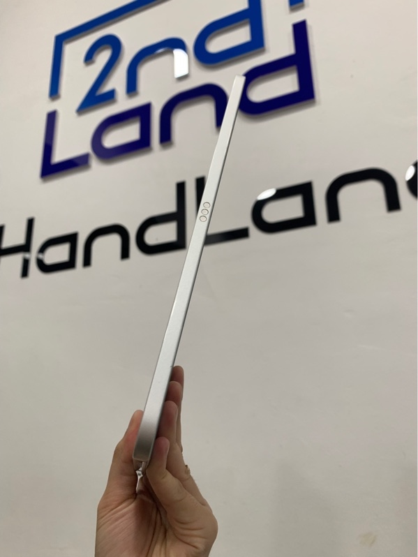 iPad Gen 11 A16 - 256GB - Màu bạc - Ngoại hình: 98% - Dán full PDF - Body