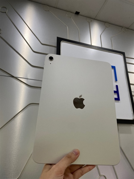 iPad Gen 11 A16 - ZA/A - 128GB - Pin 100% - Chu kì sạc 62 lần - Màu bạc - Ngoại hình: 99% - Kèm Box 1