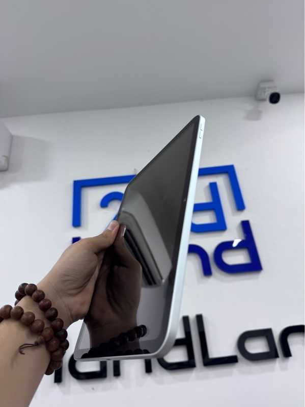 iPad gen 11 A16 - ZA/A - iOS 26.5.2 - 128GB - bản Wifi - Màu bạc - Ngoại hình 98% - Pin 100% - Fullbox có sạc zin, còn BH đến 21/06/2027 có bill ĐMX
