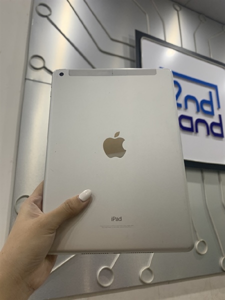 iPad Gen 5 - 32GB - Bản 4G - J/A - ios 16.7.8 - Màu Bạc - Ngoại hình 97% - Pin 88% - ép kính