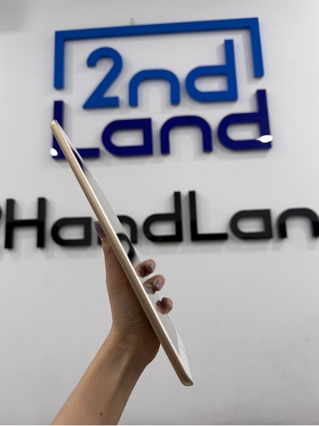 iPad Gen 5 - TH/A - IOS 16.3.1 - Bản 4G - 32GB - Màu Gold - Pin 100% - Ngoại hình 97% - màn hồng , bầm xanh - Kèm sạc 1