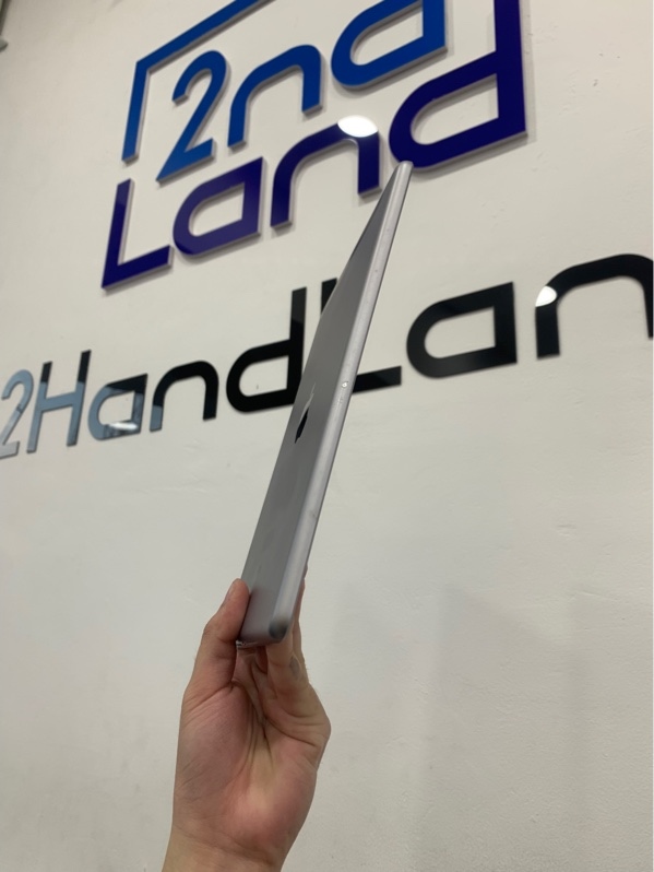 iPad gen 6 - J/A - 32GB - LTE - Màu xám - Pin 90% - Ngoại hình: 97% - Body