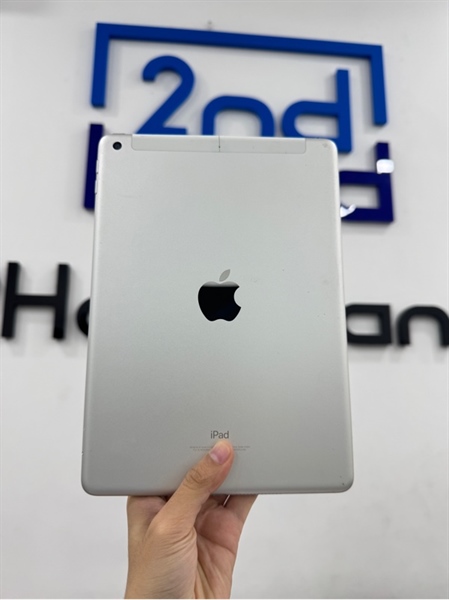iPad Gen 6 - J/A - IOS 17.7 - 4G - 32GB - Màu Bạc - Pin 93% - Ngoại hình 97% - Body