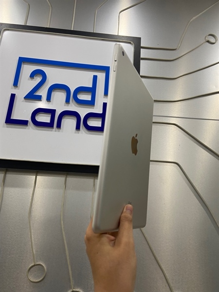 iPad Gen 6 - LL/A - 32GB - Bản Wifi - IOS 17.7.3 - Pin 87% - Màu xám - Ngoại hình: 97% - Body 1