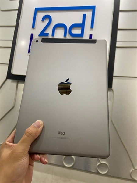 iPad Gen 6 - LL/A - 32GB - IOS 17.7 - Bản 4G - Pin 88% - Màu xám - Ngoại hình: 97% - Body