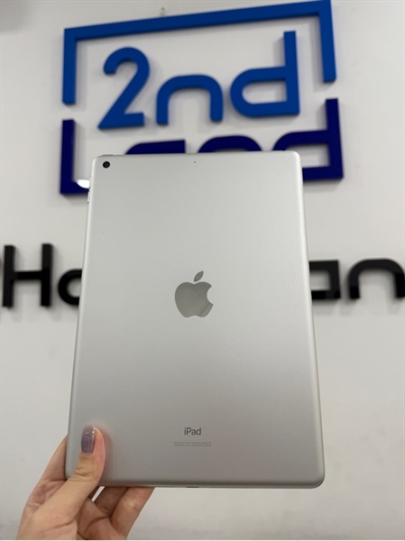 iPad Gen 7 - J/A - IOS 18.3.1 - Wifi - 32GB - Màu bạc - Pin 89% - Ngoại hình 98% - Kèm sạc