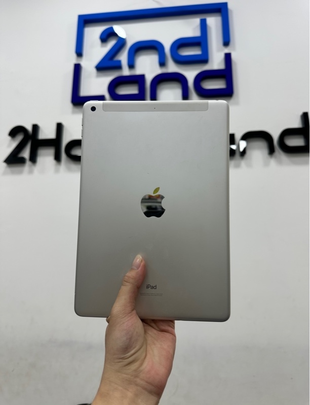 iPad Gen 8 10.2inch 4G - 2J/A - 32GB - IOS 18.7.3 - Pin 86% - Màu bạc - Ngoại hình 97% - Body