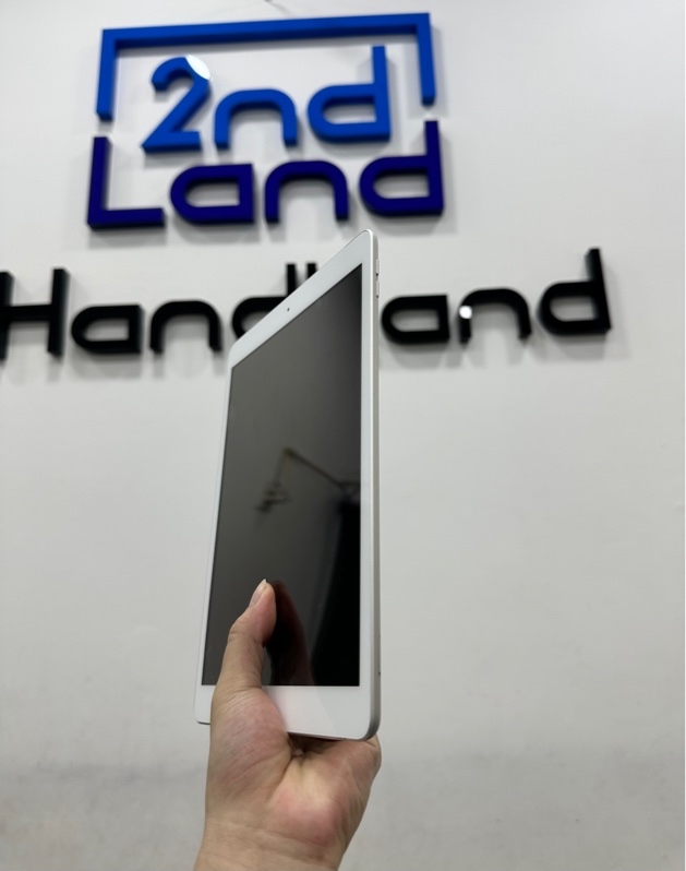 iPad Gen 8 10.2inch 4G - 2J/A - 32GB - IOS 18.7.3 - Pin 86% - Màu bạc - Ngoại hình 97% - Body