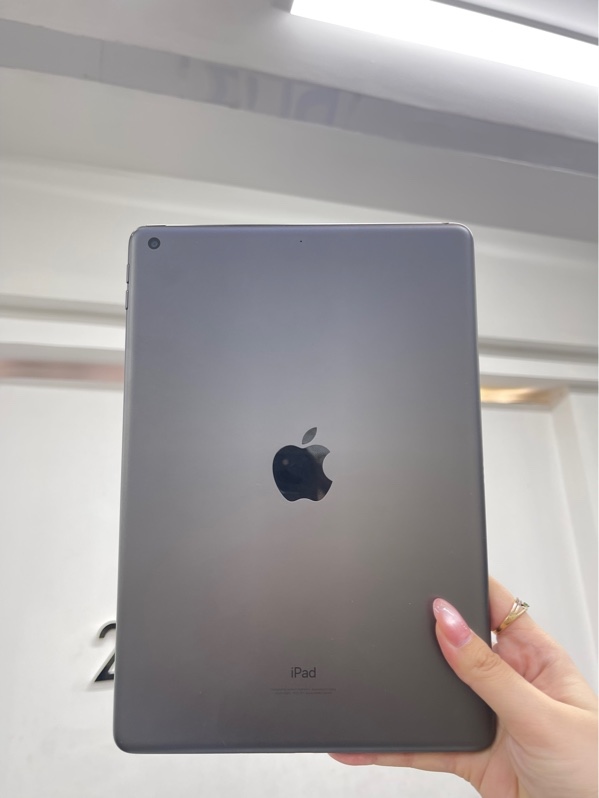 iPad Gen 8 - Wi-Fi - KH/A - iOS 18.6.2 - 32GB - Màu xám - Pin 85% chu kỳ sạc 540 - Ngoại hình 98% - Body