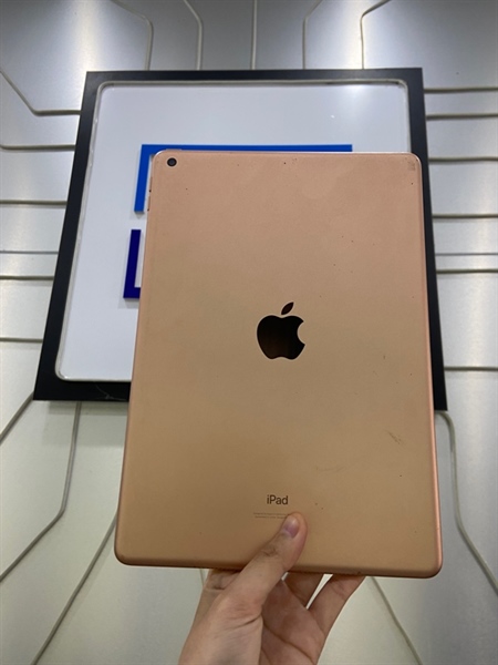 iPad Gen 8 - ZA/A - 32GB - Pin 85% - Màu vàng - Ngoại hình: 97% - màn ám viền hồng - Body