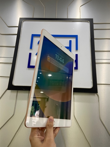 iPad Gen 8 - ZA/A - 32GB - Pin 85% - Màu vàng - Ngoại hình: 97% - màn ám viền hồng - Body 3