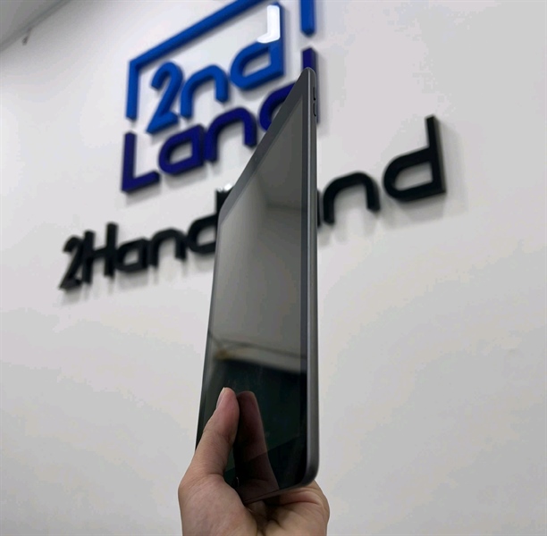iPad Gen 8 - ZP/ A - 128GB - IOS 18.3.1 - Pin 96% - Màu xám - Ngoại hình 98% - Body 1