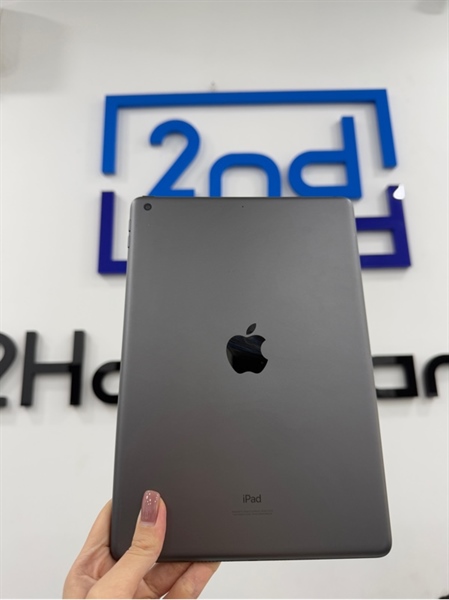 iPad Gen 8 - ZP/A - IOS 17.6.1 - Wifi - 128GB - Màu xám - Pin 96% - Ngoại hình 98% - Kèm sạc