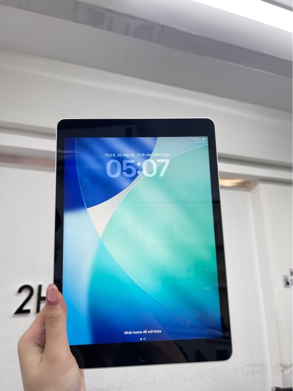 iPad Gen 9 - Wi-Fi - KH/A - iOS 26.6 - 64GB - Màu bạc - Pin 88% chu kỳ sạc 66 - Ngoại hình 97.5% - Body