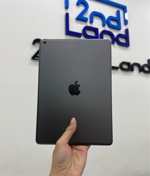 iPad Gen 9 - Wifi - ZP/A - 64GB - IOS 18.3.1 - Pin 86% - Màu xám - Ngoại hình 98% Màn ám phản quang nhẹ - Body