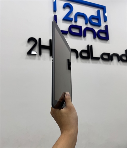 iPad Gen 9 - Wifi - ZP/A - 64GB - IOS 18.3.1 - Pin 86% - Màu xám - Ngoại hình 98% Màn ám phản quang nhẹ - Body 2