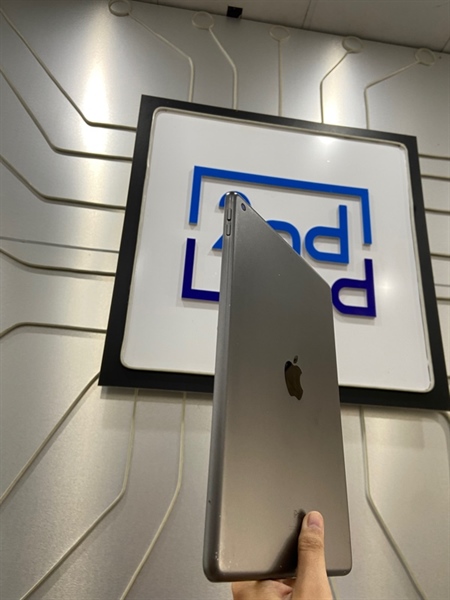 iPad Gen 9 - ZA/A - 64GB - Bản Wifi - Pin 100% thay new - Màu đen - Ngoại hình: 97% - Kèm Box 1