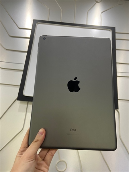 iPad Gen 9 - ZA/A - 64GB - Bản Wifi - Pin 97% - ép kính - Màu xám - Ngoại hình: 98% - Body