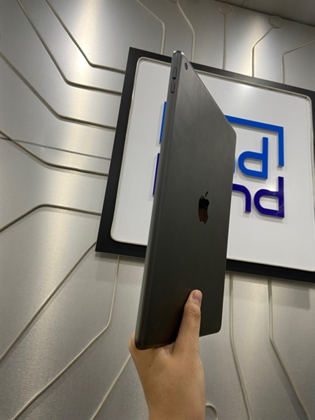 iPad Gen 9 - ZA/A - 64GB - Bản Wifi - Pin 98% - Màu xám - Ngoại hình: 98% - Body 1