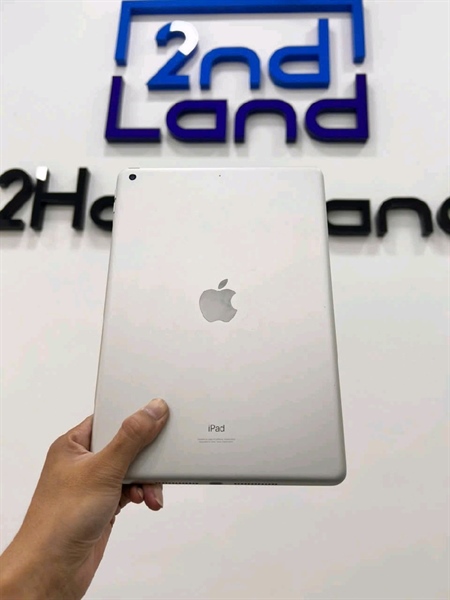 iPad Gen 9 - ZA/A - 64GB - IOS 17.7.1 - Bản Wifi - Pin 90% - Màu bạc - Ngoại hình 97% - Body