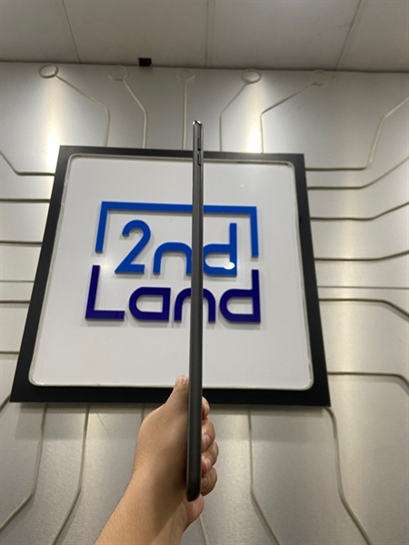 iPad Gen 9 - ZA/A - 64GB - Pin 98% - Màu đen - Ngoại hình: 98% - Body 1