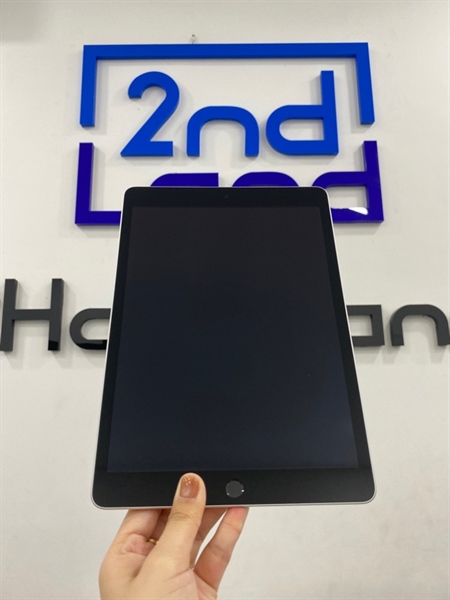iPad Gen 9 - ZA/A - IOS 18.6.2 - Wifi - 64GB - Màu bạc - Pin 88% - Ngoại hình 97% - Màn hồng nhẹ , màn trầy - Body 1