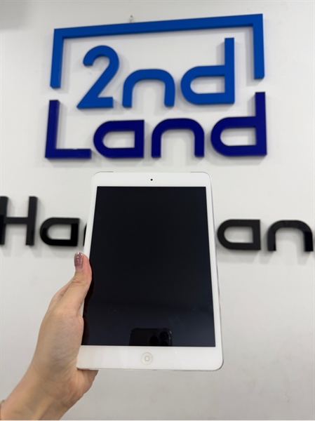 iPad Mini 2 - LL/A - IOS 12.5.7 - 3G - 32gb - Màu bạc - Pin 82% - Ngoại hình 98% - Màn hồng nhẹ - Body 2