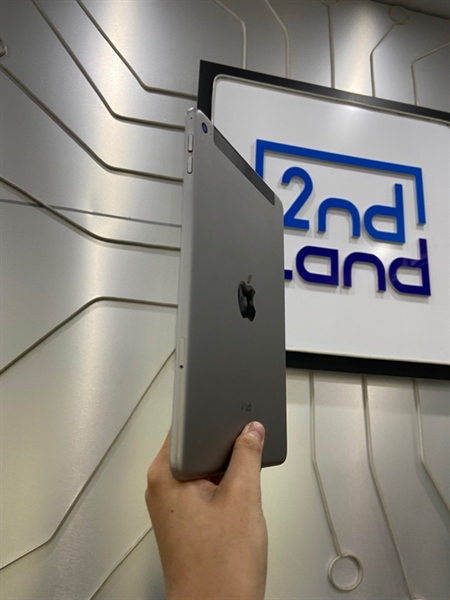 iPad Mini 4 - 2J/A - 16GB - Bản 4G - Pin 74% - Màu xám - Ngoại hình: 97% - Lỗi model máy không khớp, sườn cấn, màn xước - Body 1