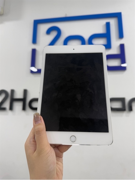 iPad mini 4 - J/A - IOS 15.8.4 - Bản 4G - 16GB - Màu bạc - Pin 94% - Ngoại hình 97% - Màn trầy - Kèm sạc 2