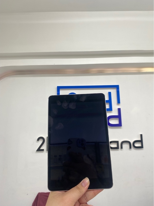 iPad Mini 4 - J/A - IOS 15.8.6 - Bản 4G - 128Gb - Màu xám - Pin 83% chu kỳ sạc 598 - Ngoại hình 97% - Tối 4 góc , mặt lưng hằn dấu - Kèm sạc