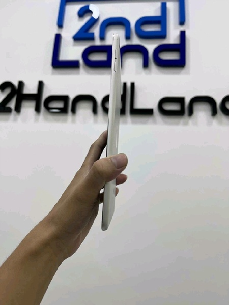 iPad Mini 4 - LL/A - 128GB - Bản 4G - IOS 15.8 - Pin 87% - Màu trắng - Ngoại hình 97% - Màn ám đốm màu, lỗi touch ID - Body 1