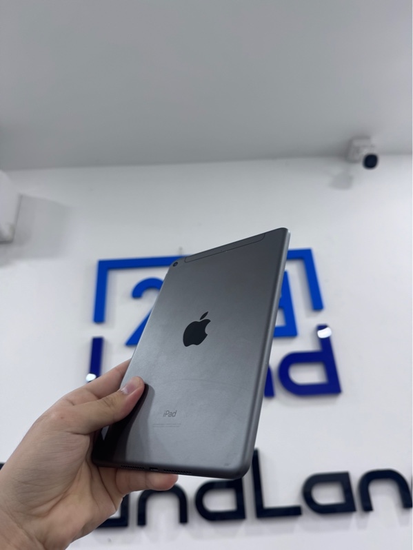 iPad mini 5 - LL/A - 64GB - Bản 4G - ios 26.0.1 - Màu xám - Pin 96% - Ngoại hình 97% - Viền trầy cấn, màn trầy - Body