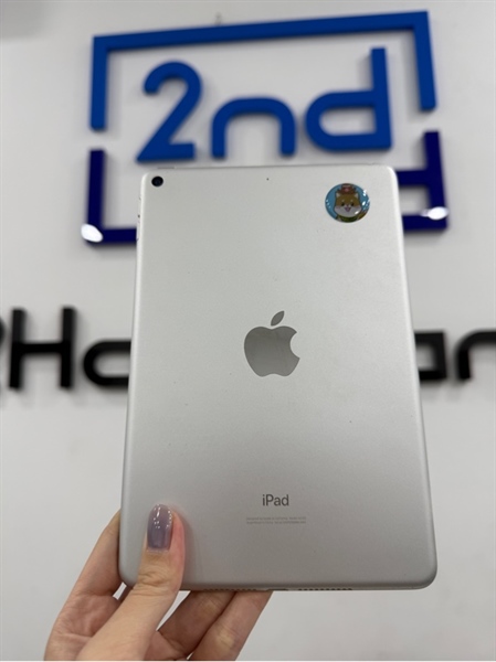 iPad mini 5 - ZA/A - IOS 17.5.1 - Wifi - 64GB - Màu bạc - Pin 82% - Ngoại hình 97% - Màn ám hồng , cấn góc - Kèm sạc