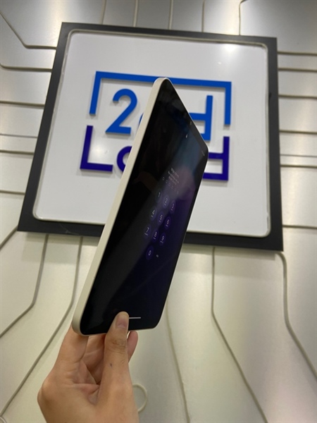 iPad Mini 6 - LL/A - 64GB - IOS 18.5 - Bản Wifi - Pin 91% - Màu trắng - Ngoại hình: 98% - Body 3