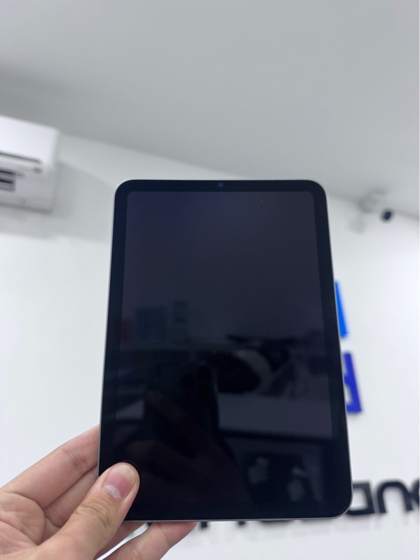 iPad mini 7 A17 Pro - ZA/A - 128 Gb - iOS26.6 - Bản wifi - Màu xám - Pin 99% chu kỳ 76 - Ngoại hình 98% - Màn hở sáng viền nhẹ - Kèm box, sạc, hoá đơn bảo hành hãng tới 03/2027