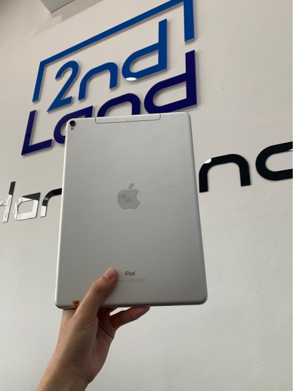 iPad Pro 10.5 inch - J/A - 256GB - LTE - Màu bạc - Pin 90% - Ngoại hình: 97% - Màn phản quang - Body