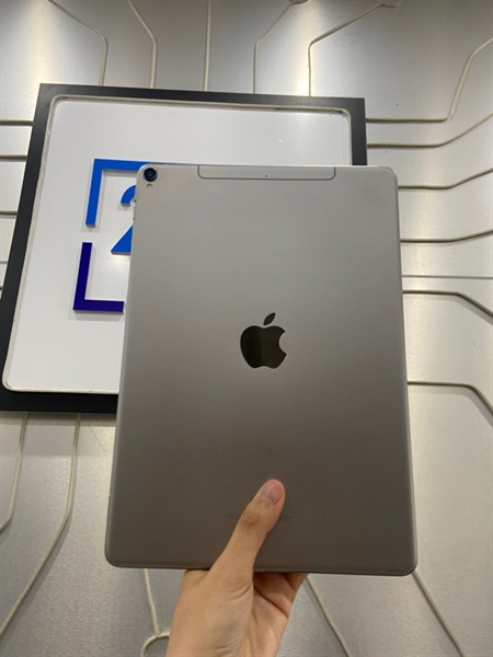 iPad Pro 10.5 inch - J/A - 64GB - IOS 15.2 - Bản 4G - Pin 97% - Màu xám - Ngoại hình: 98% - Body