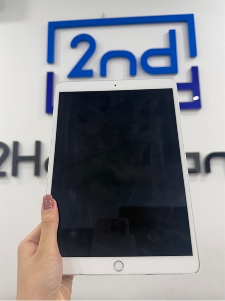 iPad Pro 10.5 inch - J/A - IOS 17.1.1 - Bản 4G - 64GB - Màu bạc - Pin 91% - Ngoại hình 97% - Màn ám hồng , cấn viền dưới - Kèm sạc 2