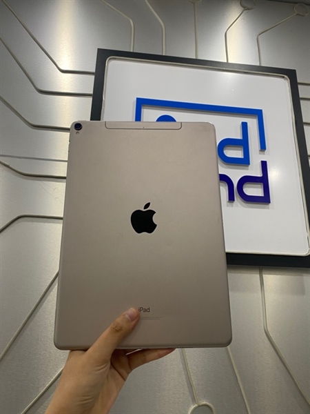 iPad Pro 10.5 inch - LL/A - 64GB - Bản 4G - Pin 90% - Màu xám - Ngoại hình: 97% - Body 0