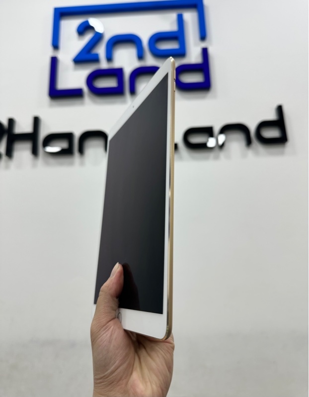 iPad Pro 10.5inch Wifi - 2J/A - 64GB - IOS 17.7 - Pin 97.5% - Màu vàng đồng - Ngoại hình 97% - Body