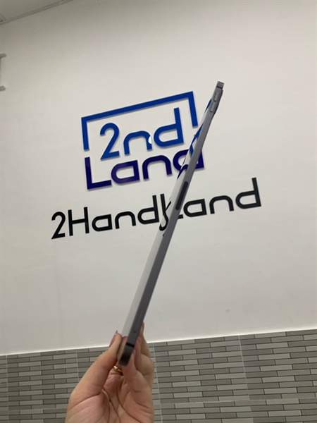 iPad Pro 11 Gen 2 (LTE) - ZP/A - 256GB - Màu xám - Pin 88% chu kì sạc 545 lần - Ngoại hình: 97% - Trầy cấn, màn ám hồng + xước mèo - Box 3