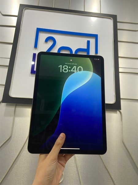 iPad Pro 11 inch 2018 - 2J/A - 64GB - Bản Wifi - Pin 89% - Màu đen - Ngoại hình: 98% - màn ám viền vàng - Body 2