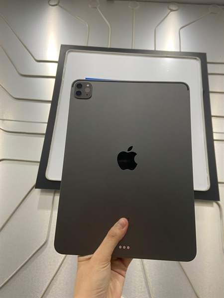 iPad Pro 11 inch Gen 2 2020 - LL/A - 128GB - Bản Wifi - Pin 85% - Màu xám - Ngoại hình: 97% - Body 0