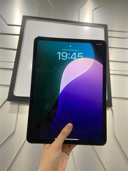 iPad Pro 11 inch Gen 2 2020 - LL/A - 128GB - Bản Wifi - Pin 85% - Màu xám - Ngoại hình: 97% - Body 2