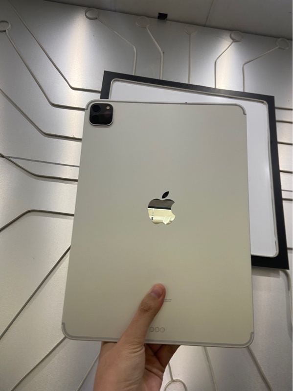 iPad Pro 11 Inch Gen 2 - J/A - Mã N đổi trả bảo hành - 4G - 128GB - Pin 91% - Chu kỳ sạc 87 lần - ngoại hình 97% - xước màn - Body