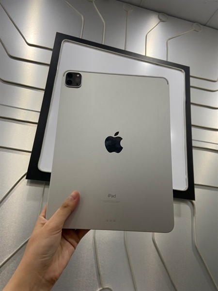 iPad Pro 11 inch Gen 3 - LL/A - 256GB - IOS 18.4.1 - Pin 94% - Màu bạc - Ngoại hình: 97.5% - FullBox 1