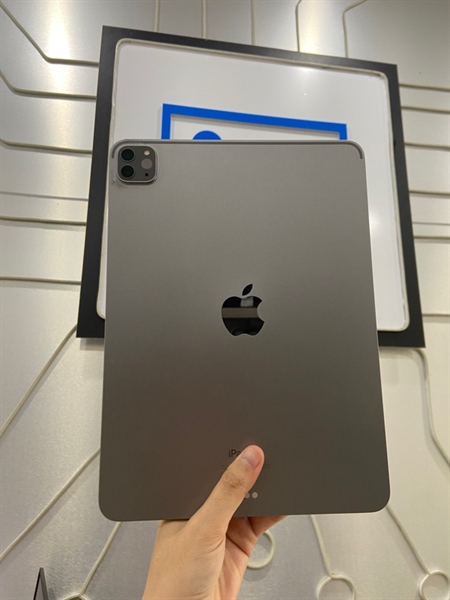 iPad Pro 11 inch Gen 4 - ZA/A - 256GB - Bản Wifi - IOS 26 Beta - Pin 93% - Màu xám - Ngoại hình: 98% - Body